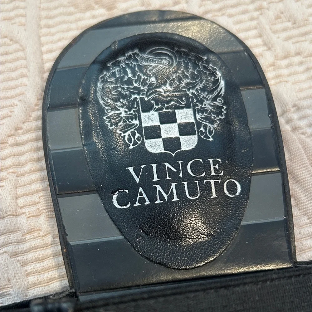 Vince Camuto straps style move